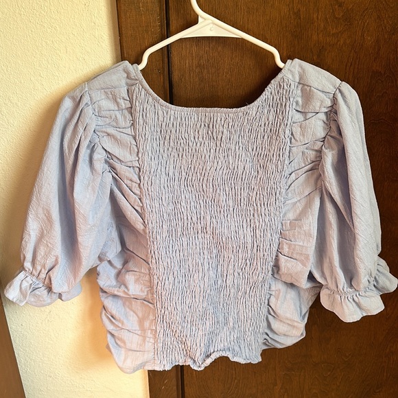NWT - Very J Periwinkle Rouched Crop Top - Picture 3 of 3